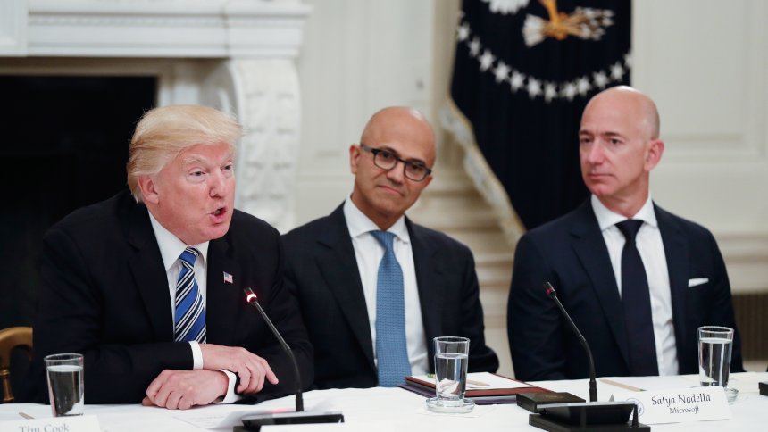 Amazon stock crashes after alleged criticism of Trump